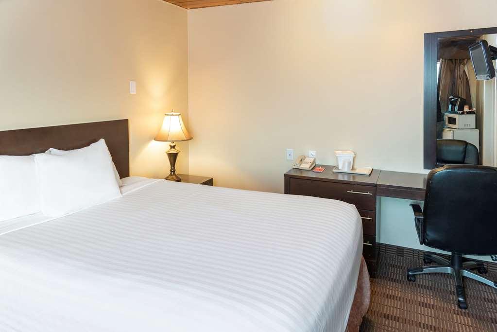 Econo Lodge Inn & Suites Medicine Hat Zimmer foto